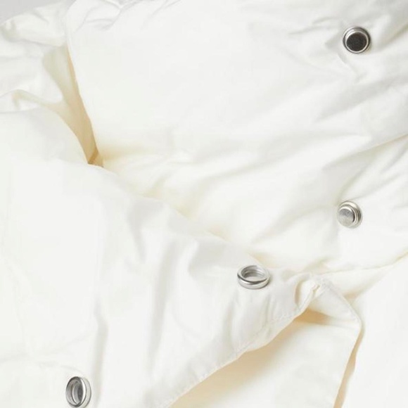 H&M White Tied Puffer - Picture 2 of 9